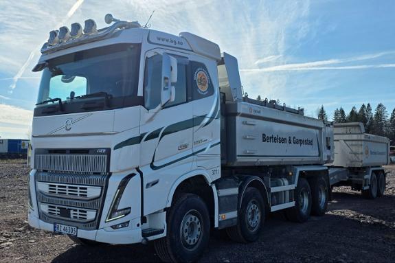 2024 Volvo FH16 650 8x4 med dumper påbygg fra Istrail