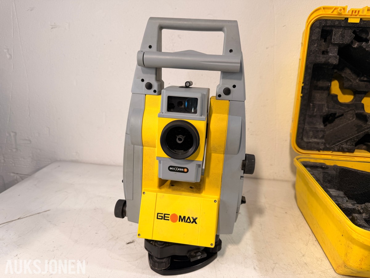 GeoMax Zoom95 totalstasjon med ZRT82 og tilbehør