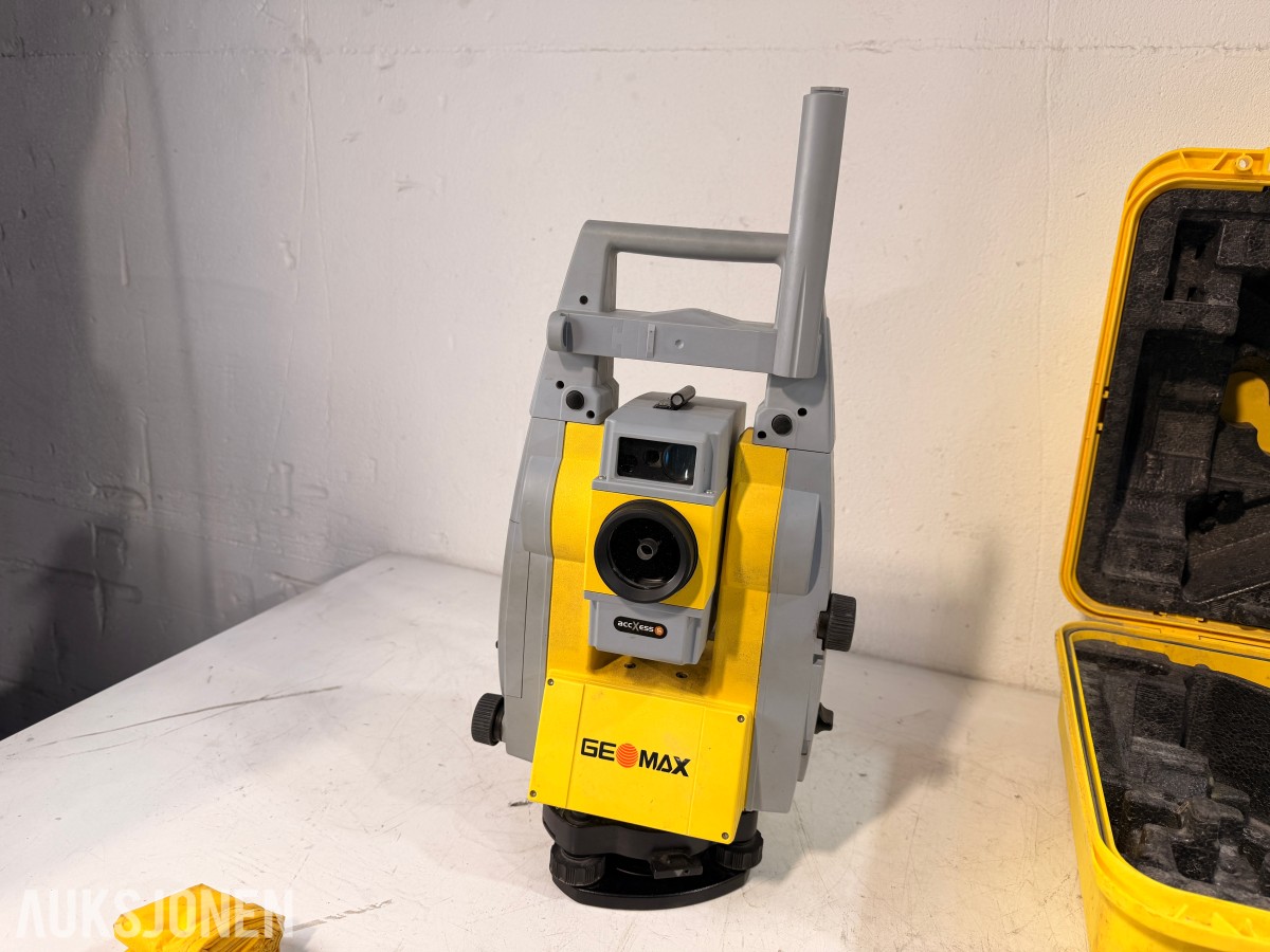 GeoMax Zoom95 totalstasjon med ZRT82 og tilbehør
