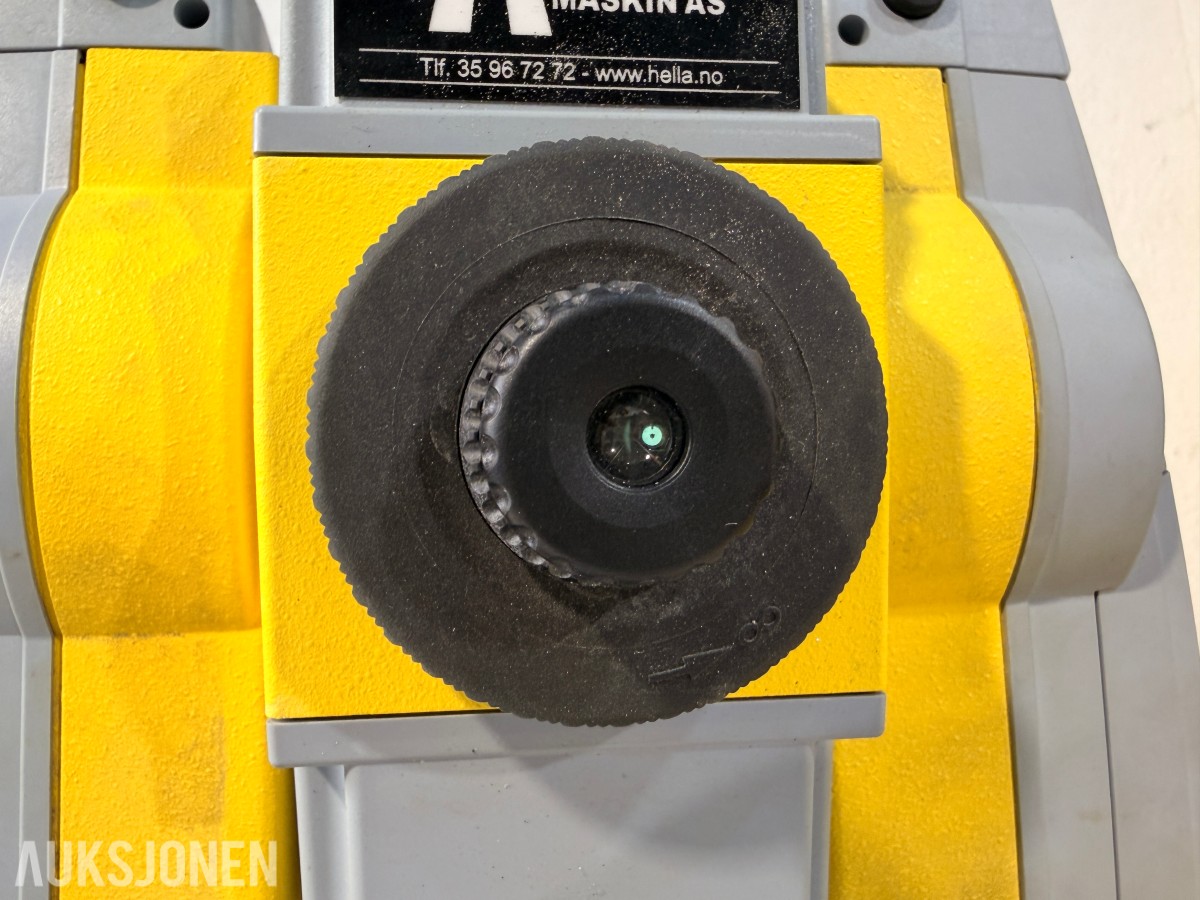 GeoMax Zoom95 totalstasjon med ZRT82 og tilbehør