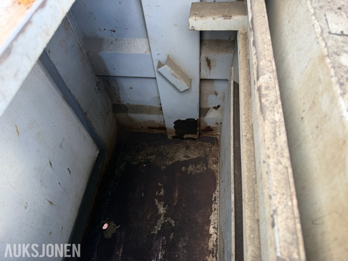2014 Drivstofftank 1000l (Vera) Ca 500 liter diesel