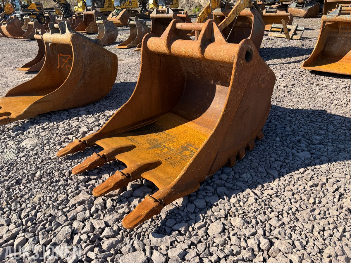 Gjerstad Tannskuff 1700 Liter S70 Cat-J