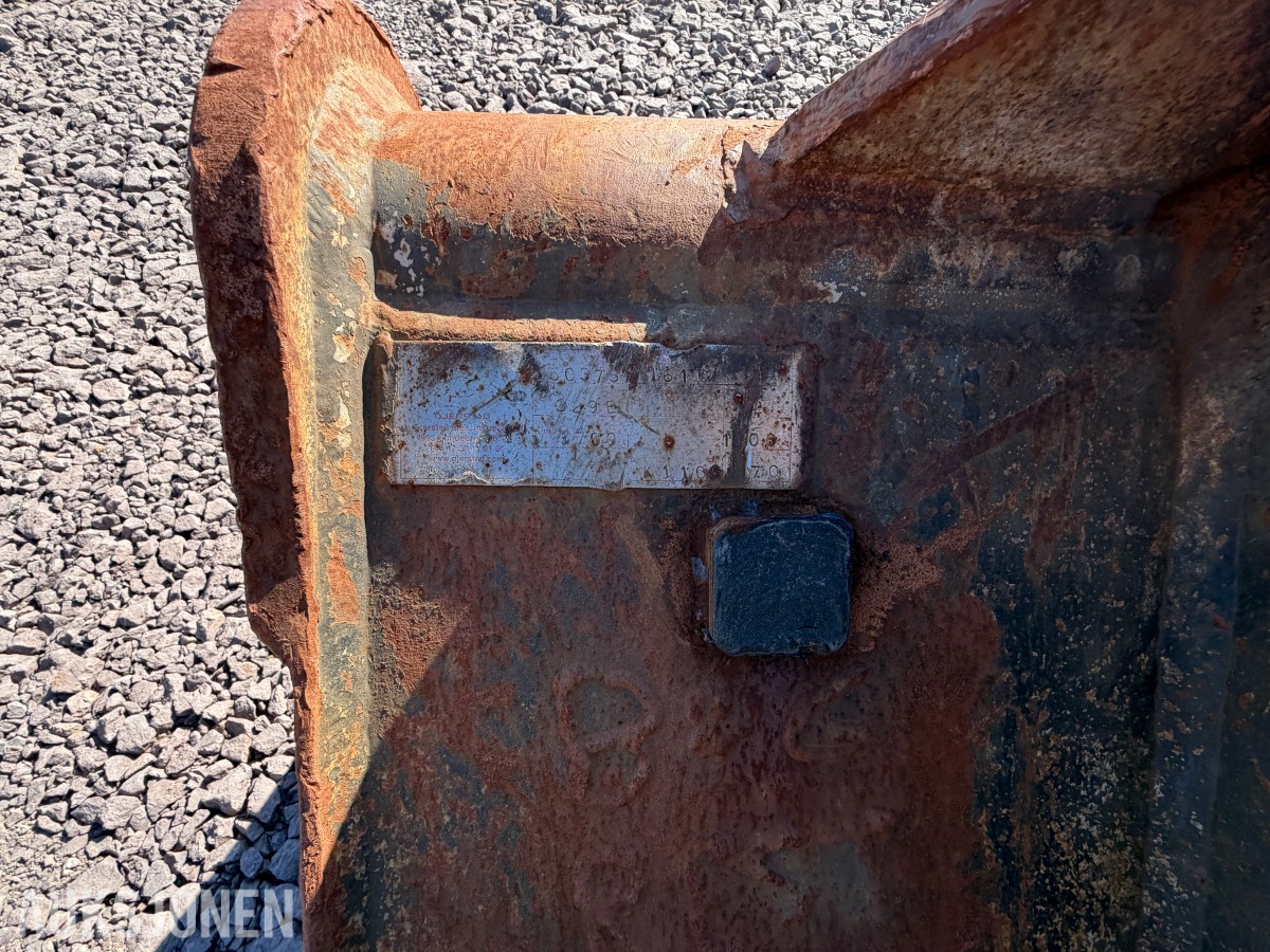 Gjerstad Tannskuff 1700 Liter S70 Cat-J
