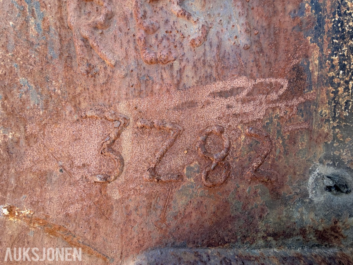 Gjerstad Tannskuff 1700 Liter S70 Cat-J