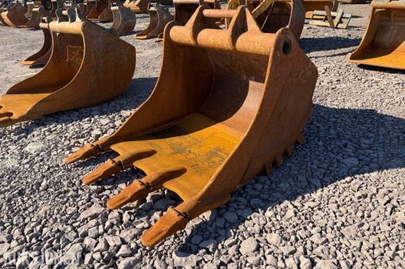 Gjerstad Tannskuff 1700 Liter S70 Cat-J