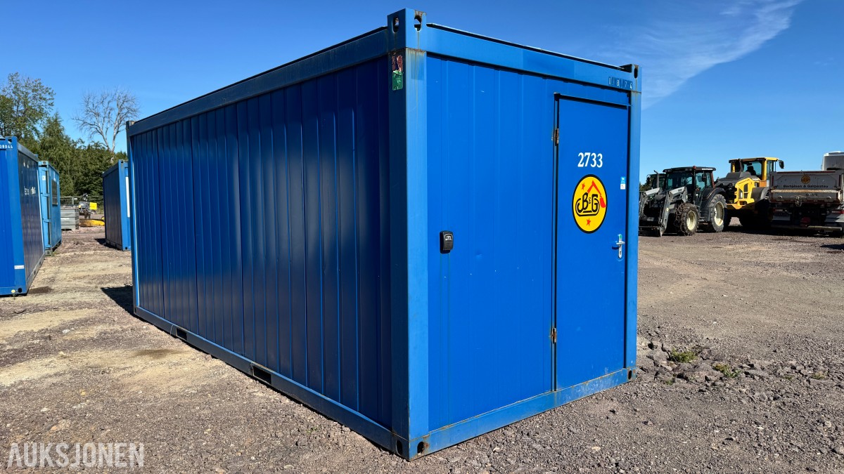 20 fots mannskapscontainer / brakkecontainer med 230V elektrisk anlegg