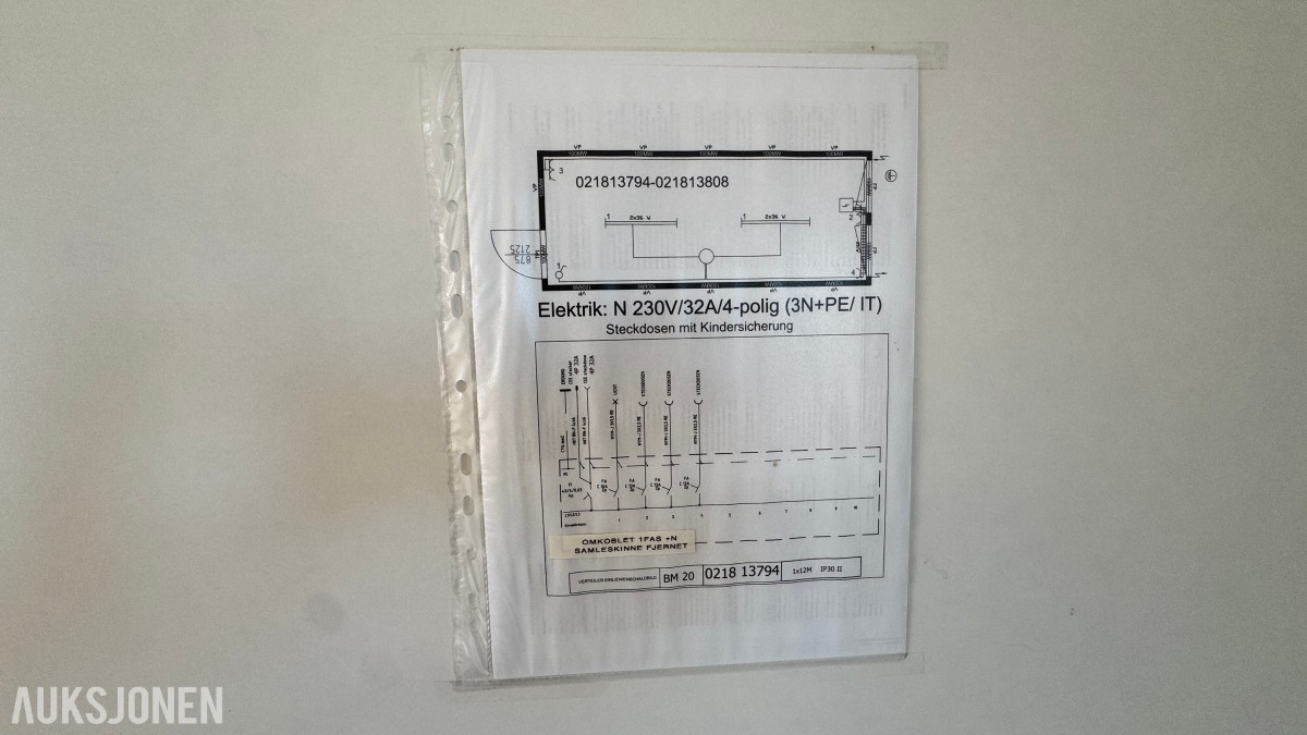 20 fots mannskapscontainer / brakkecontainer med 230V elektrisk anlegg