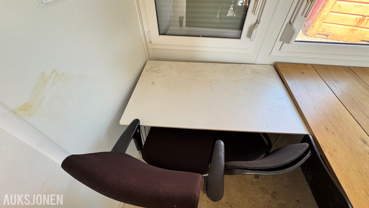 20 fots mannskapscontainer / brakkecontainer med 230V elektrisk anlegg