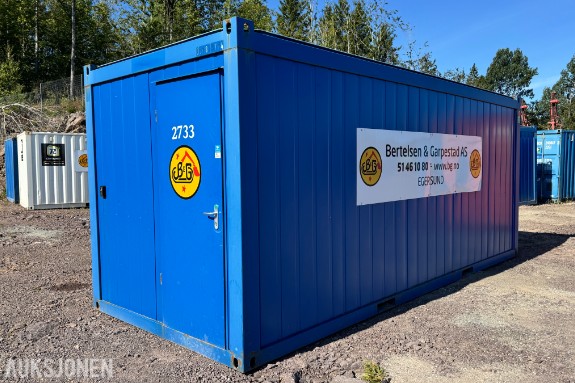 20 fots mannskapscontainer / brakkecontainer med 230V elektrisk anlegg