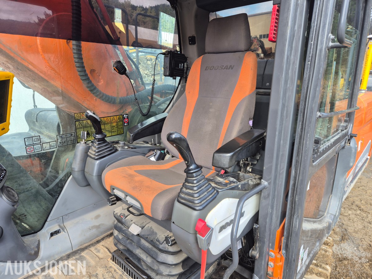 Doosan DX380LC-5. GPS, sentralsmøring, to-kam plater