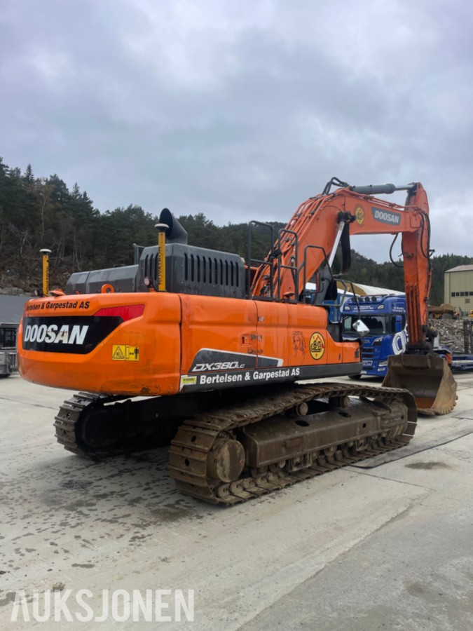Doosan DX380LC-5. GPS, sentralsmøring, to-kam plater