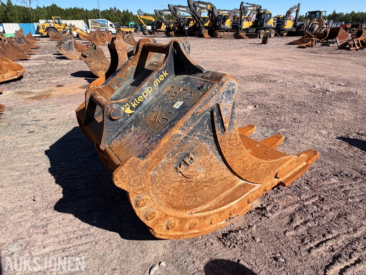 2023 Klepp Mek Dyrkingskuffe KM70 1700Kg 1700L Tann:440029 x4
