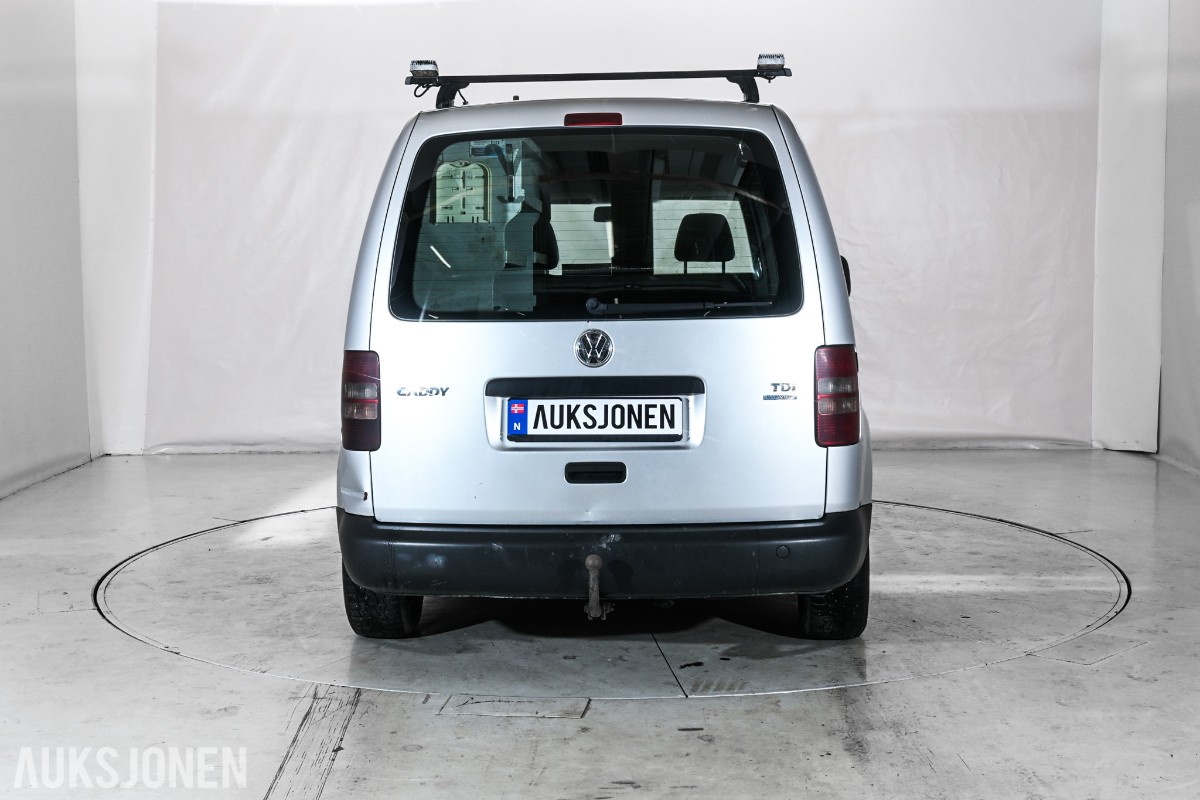2014 VOLKSWAGEN Caddy 1.6 TDI 102 HK VARMER CRUISE HENGERFESTE 