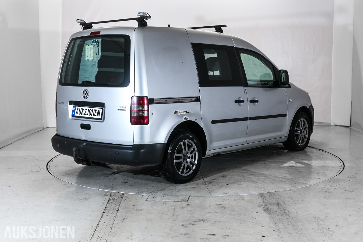 2014 VOLKSWAGEN Caddy 1.6 TDI 102 HK VARMER CRUISE HENGERFESTE 