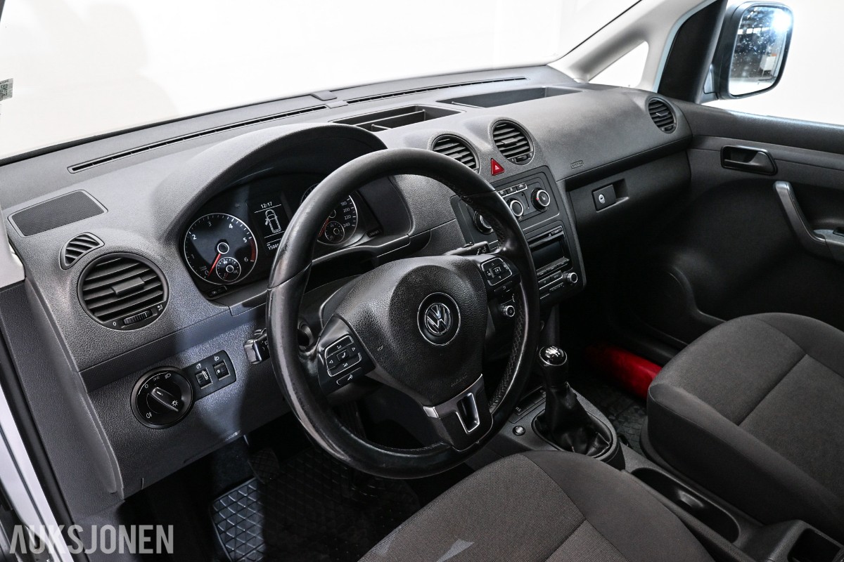 2014 VOLKSWAGEN Caddy 1.6 TDI 102 HK VARMER CRUISE HENGERFESTE 