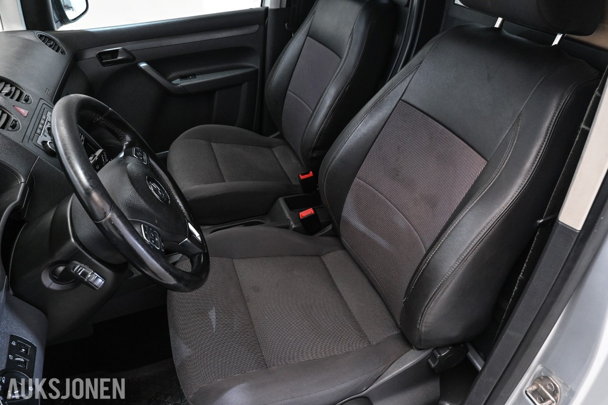 2014 VOLKSWAGEN Caddy 1.6 TDI 102 HK VARMER CRUISE HENGERFESTE 