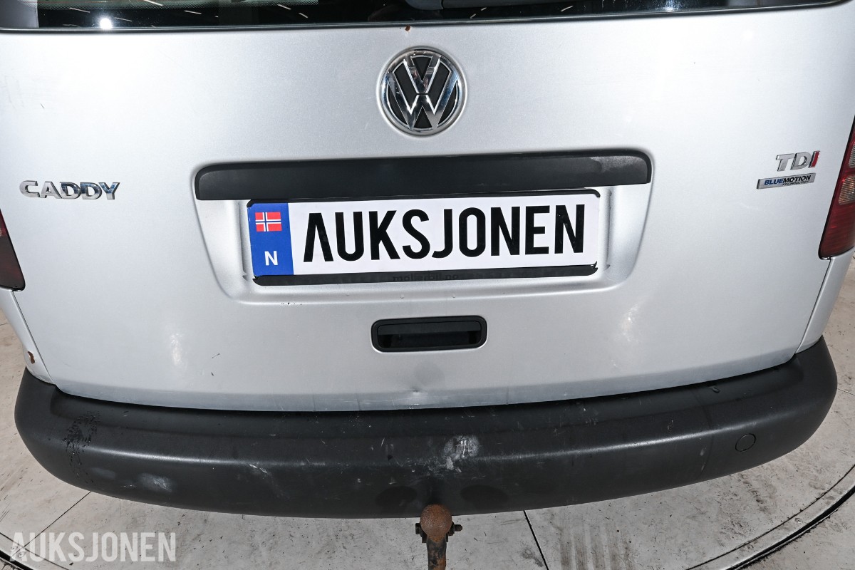 2014 VOLKSWAGEN Caddy 1.6 TDI 102 HK VARMER CRUISE HENGERFESTE 