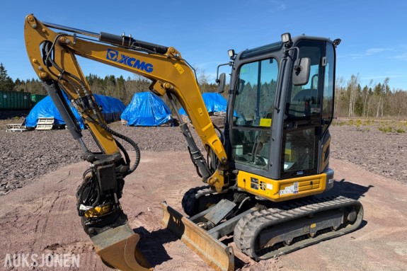 2023 XCMG XE27E Minigraver - Engcon EC204 tiltrotator - Gjerstad pusseskuff - Skjær - Gummibelter