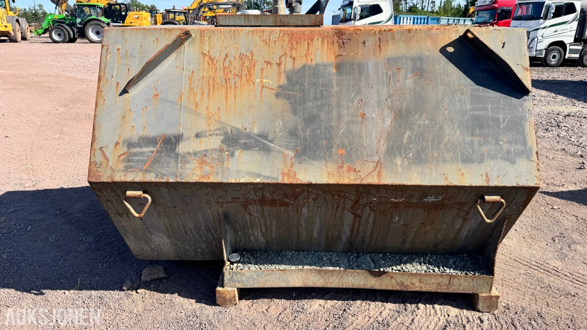 Farmartanken 1500L ADR-godkjent dieseltank