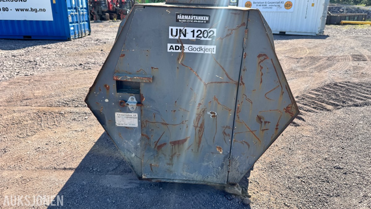 Farmartanken 1500L ADR-godkjent dieseltank