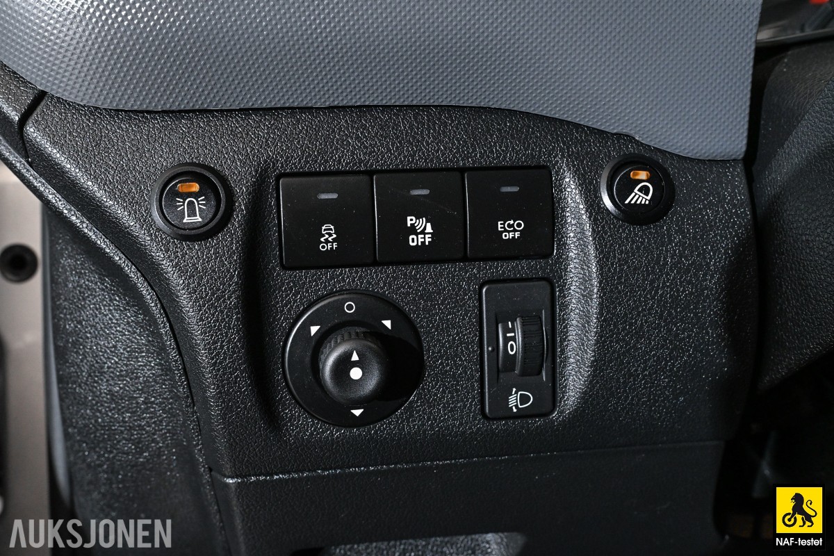 2018 Peugeot Partner 1.6D 99HK HENGERFESTE CRUISE SKYVEDØRER