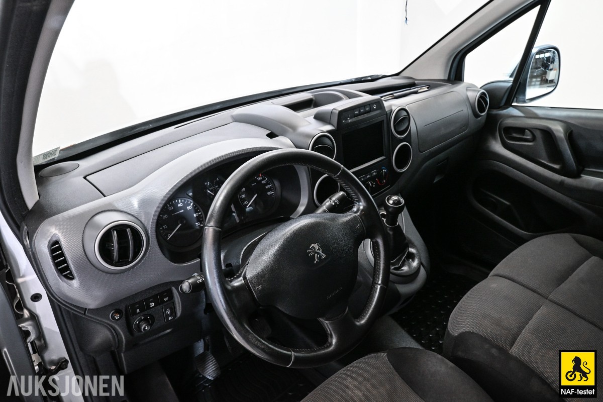 2018 Peugeot Partner 1.6D 99HK HENGERFESTE CRUISE SKYVEDØRER