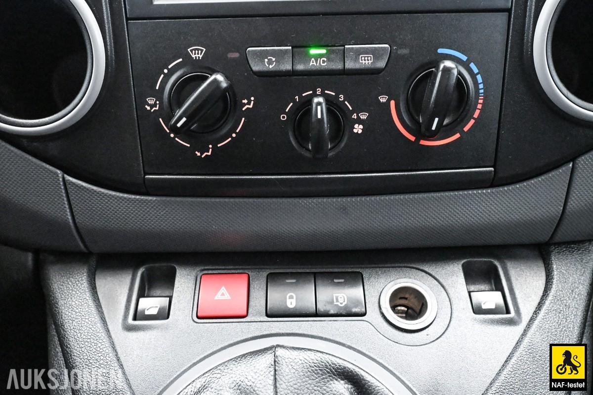2018 Peugeot Partner 1.6D 99HK HENGERFESTE CRUISE SKYVEDØRER