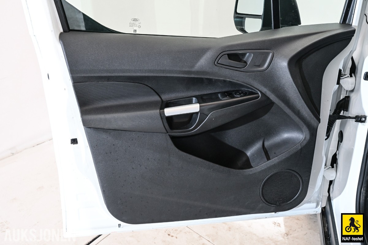 2017 Ford Transit Connect 101HK TDCI 3-SETER HENGERFESTE VARMER SERVICEHISTORIKK