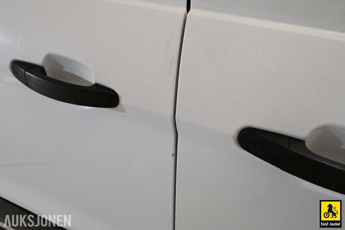 2017 Ford Transit Connect 101HK TDCI 3-SETER HENGERFESTE VARMER SERVICEHISTORIKK