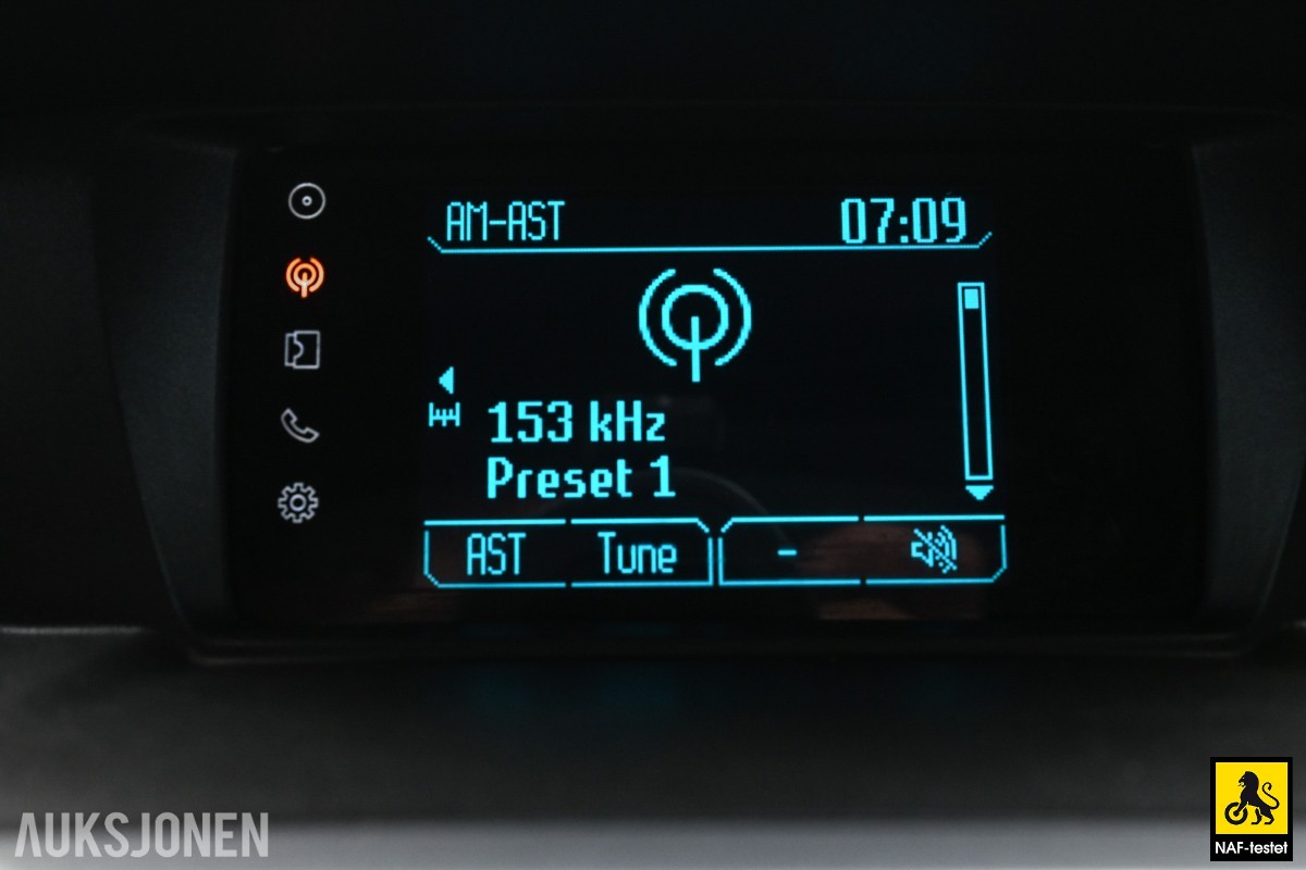 2017 Ford Transit Connect 101HK TDCI 3-SETER HENGERFESTE VARMER SERVICEHISTORIKK
