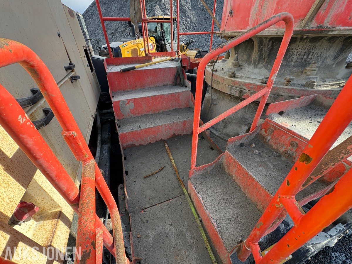 2016 Sandvik UH440i Finknuser