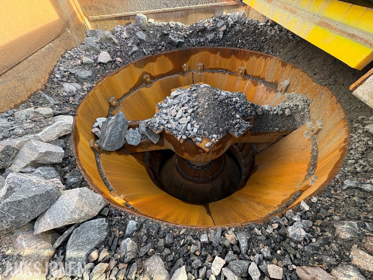 2016 Sandvik UH440i Finknuser