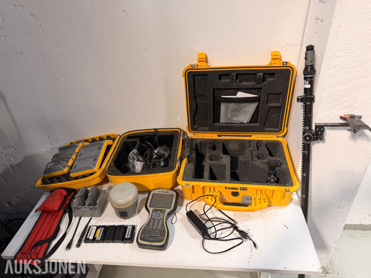 Trimble R10 + Trimble TSC3 målebok