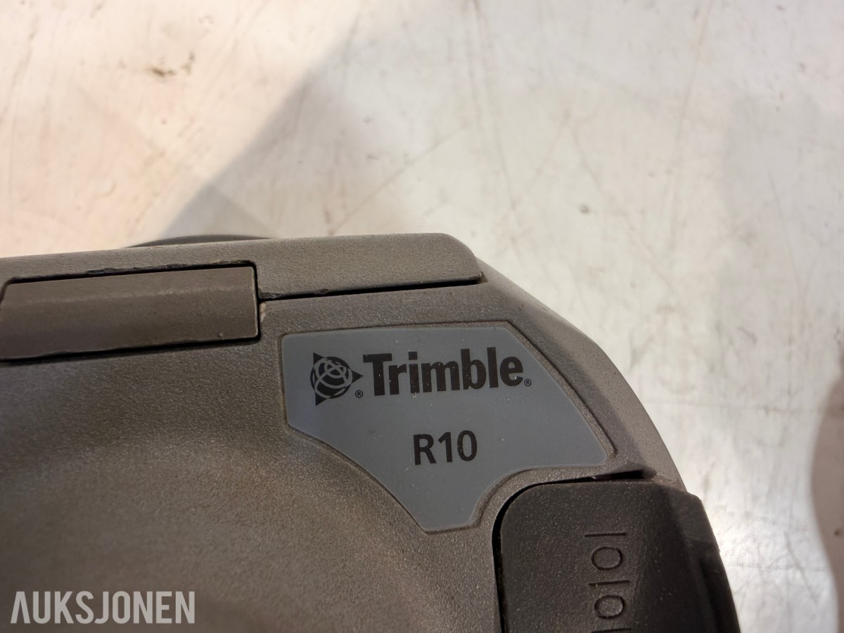 Trimble R10 + Trimble TSC3 målebok