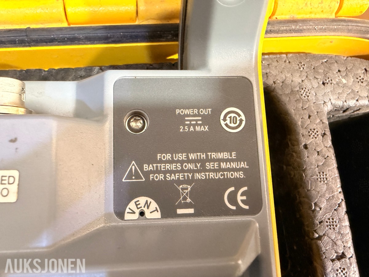 Trimble R10 + Trimble TSC3 målebok