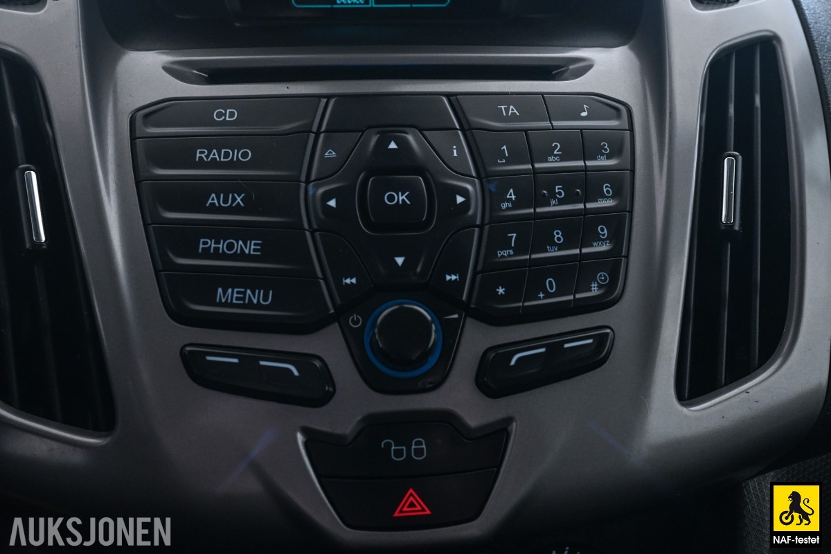 2017 Ford TRANSIT CONNECT 101HK TDCI 3-SETER HENGERFESTE VARMER SERVICEHISTORIKK