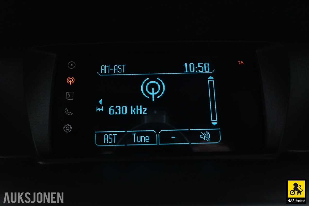 2017 Ford TRANSIT CONNECT 101HK TDCI 3-SETER HENGERFESTE VARMER SERVICEHISTORIKK