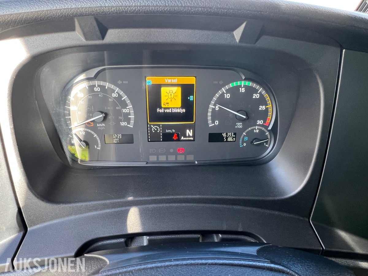 2023 Mercedes-Benz Atego 1524 Arka skap m/sideåpning og løftelemm