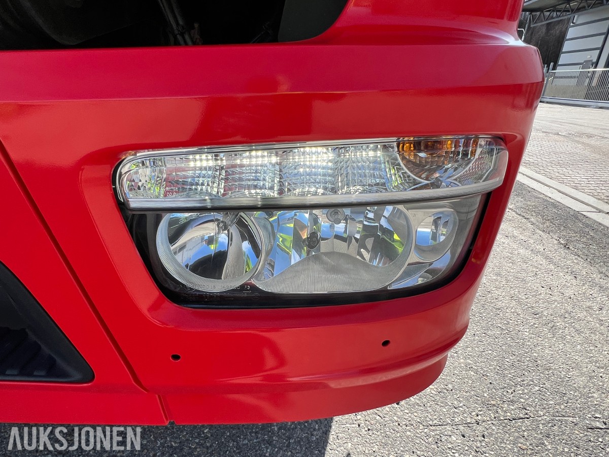 2023 Mercedes-Benz Atego 1524 Arka skap m/sideåpning og løftelemm