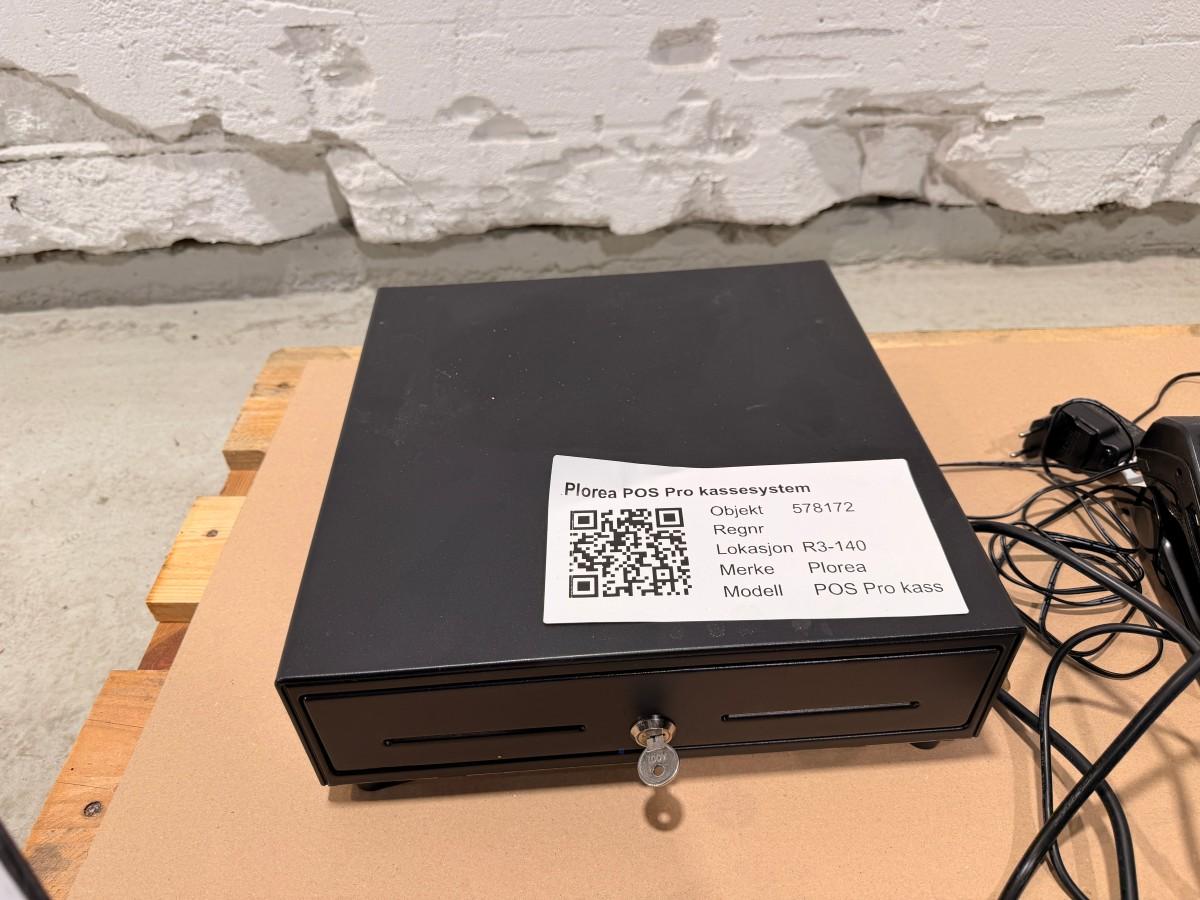 Plorea POS Pro kassesystem med betalingsterminaler