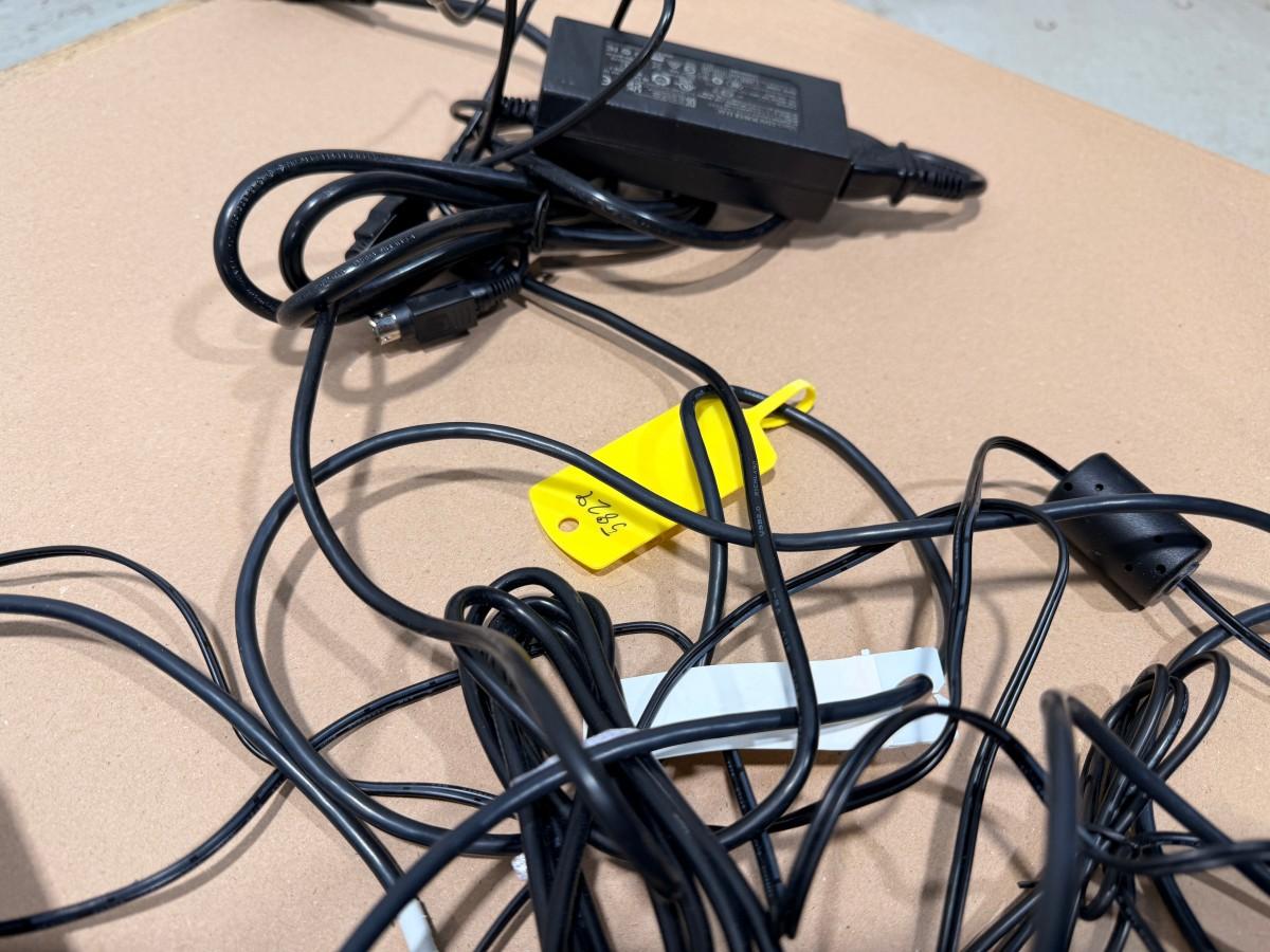 Plorea POS Pro kassesystem med betalingsterminaler