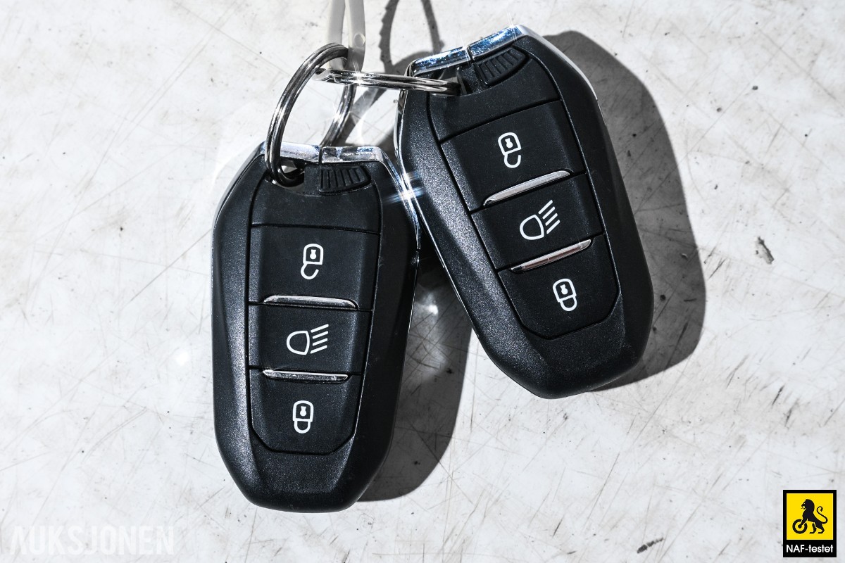 2021 Peugeot E-2008 GT KAMERA NAVI CRUISE FILASSIST 