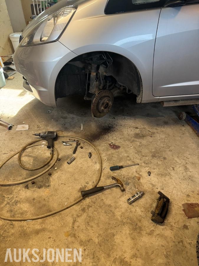 2010 Honda Jazz, 100hk Automat S+V DEKK 163000km