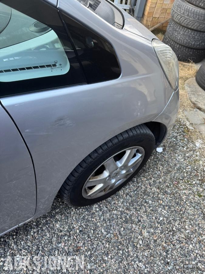 2010 Honda Jazz, 100hk Automat S+V DEKK 163000km
