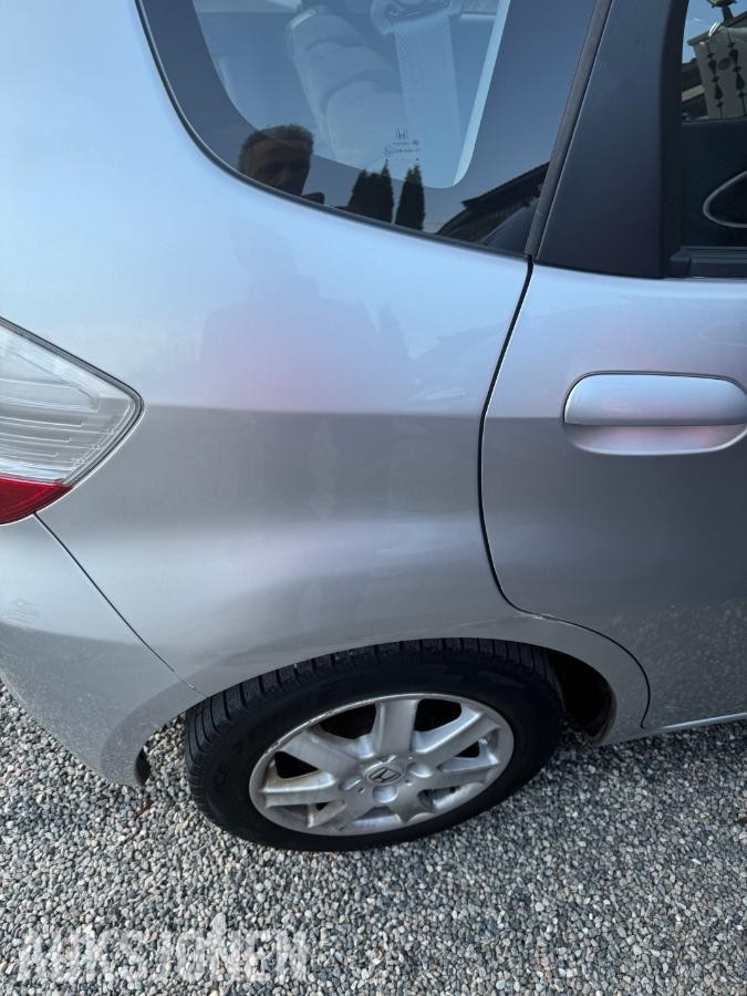 2010 Honda Jazz, 100hk Automat S+V DEKK 163000km
