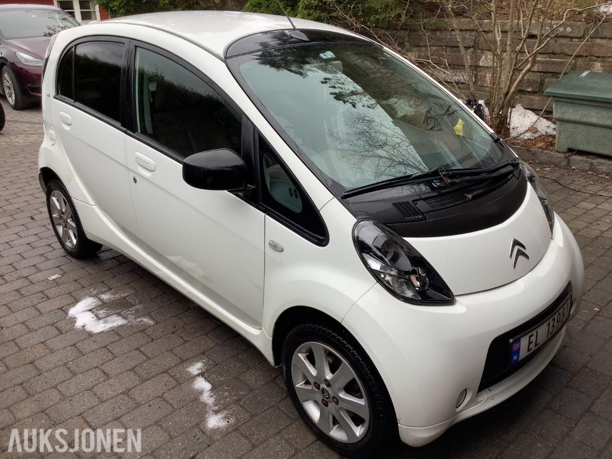 2011 Citroen C-Zero navigasjon s+v dekk