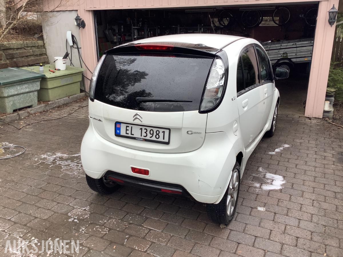 2011 Citroen C-Zero navigasjon s+v dekk