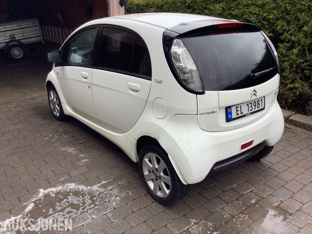 2011 Citroen C-Zero navigasjon s+v dekk