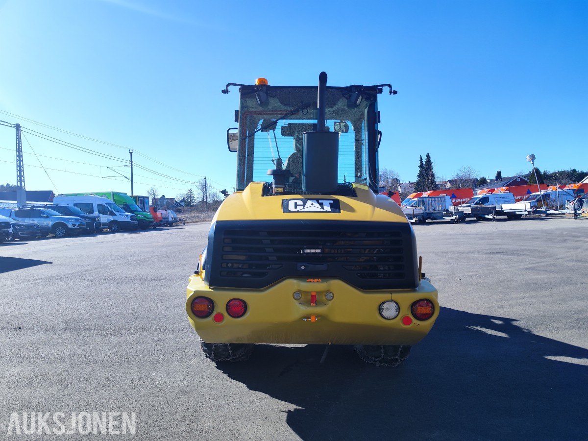 2013 CAT 906H2 hjullaster - lavt timetall – godt utstyrt