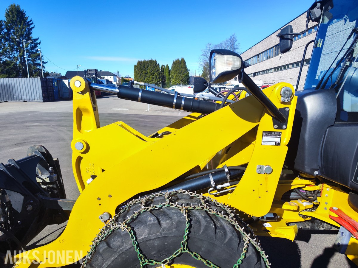 2013 CAT 906H2 hjullaster - lavt timetall – godt utstyrt